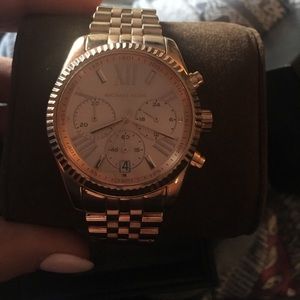 Micheal Kors rose gold watch